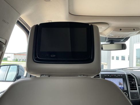 Used 2021 Ford Expedition Platinum AWD/4WD image 22
