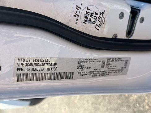 Used 2024 Jeep Compass Trailhawk image 36