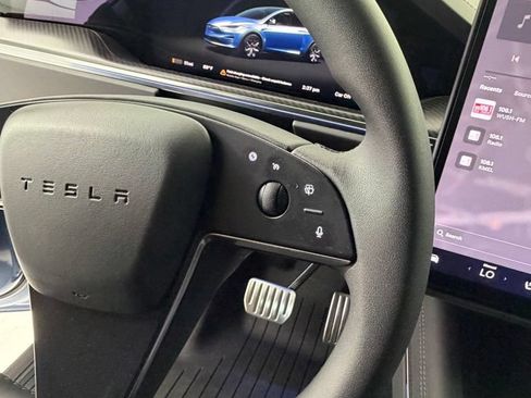 Used 2026 Tesla Model X Plaid AWD/4WD image 35