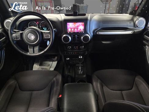 Used 2013 Jeep Wrangler Unlimited Sahara w/ Connectivity Group image 17