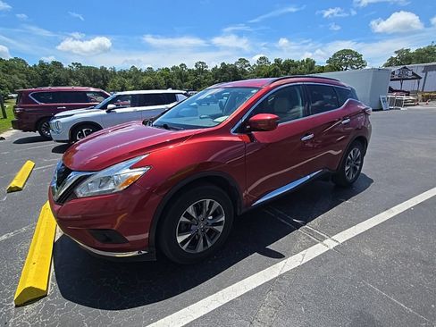 Used 2016 Nissan Murano SV FWD image 3