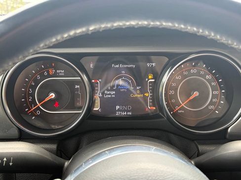 Used 2020 Jeep Gladiator Overland AWD/4WD image 28
