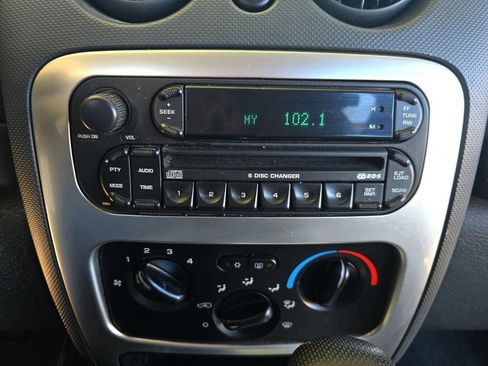 Used 2007 Jeep Liberty Limited image 14