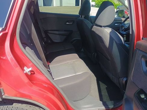 Used 2023 Nissan Rogue SV AWD/4WD image 17