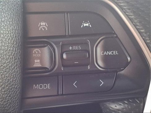 Used 2024 Toyota Tacoma TRD Off-Road image 20