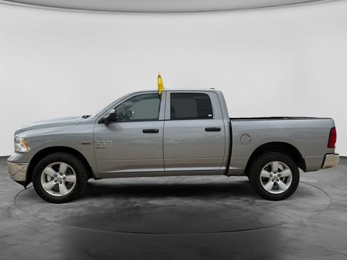 Used 2023 RAM 1500 Classic SLT AWD/4WD image 6