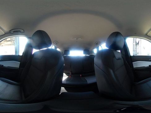 Used 2025 Chevrolet Trax LT w/ LT Convenience Package FWD image 36