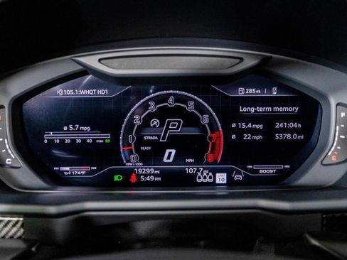 Used 2023 Lamborghini Urus Performante AWD/4WD image 40