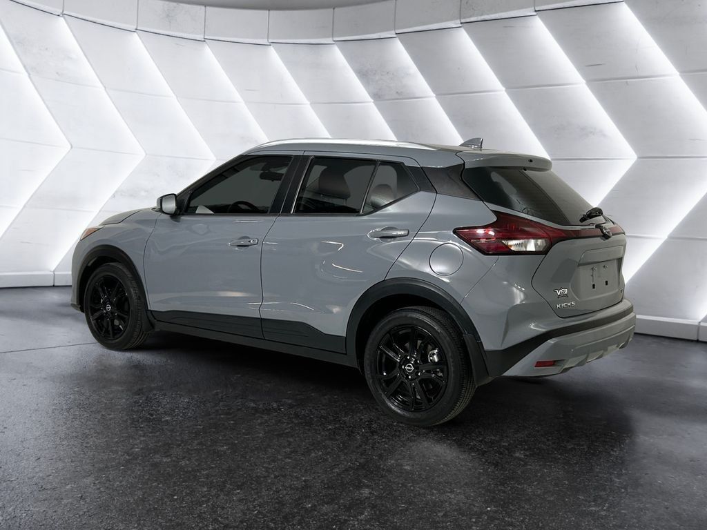 Used 2024 Nissan Kicks SV FWD image 6
