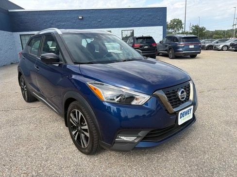 Used 2020 Nissan Kicks SR FWD image 7