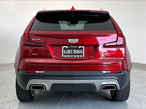 Used 2021 Cadillac XT4 Premium Luxury AWD/4WD image 5