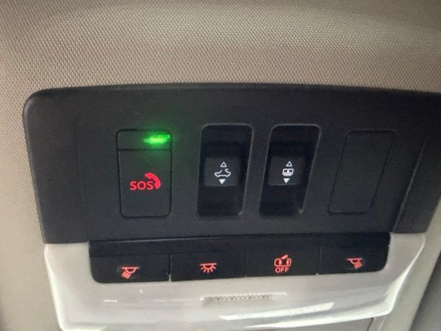 Used 2025 Nissan Pathfinder SL w/ SL Premium Package AWD/4WD image 22