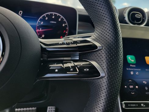 Certified 2026 Mercedes-Benz GLC 300 image 27