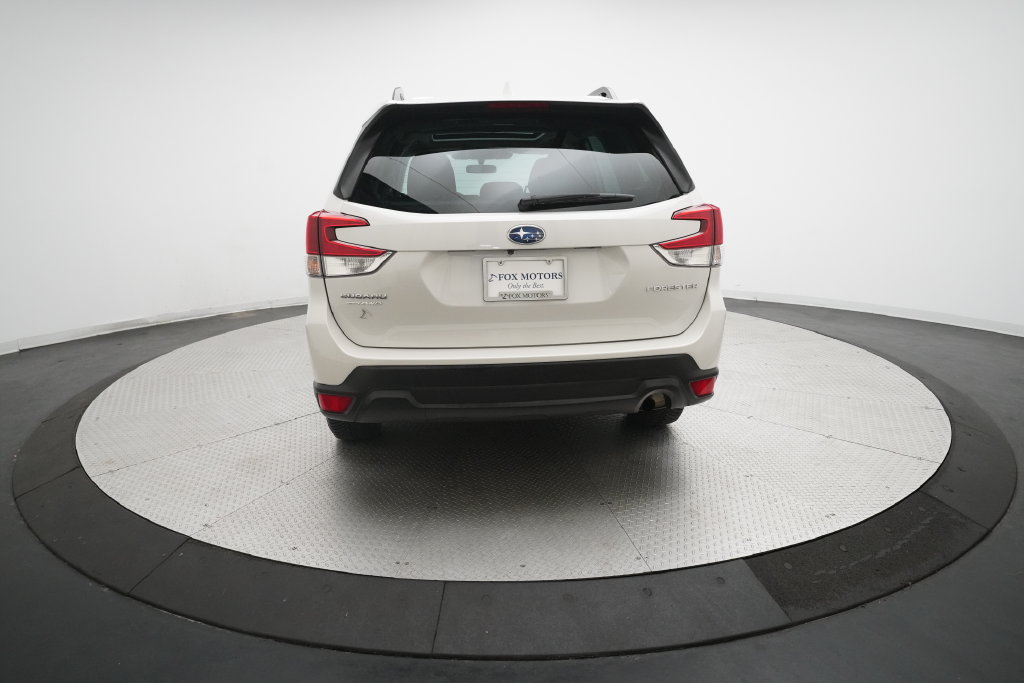 Used 2023 Subaru Forester Premium AWD/4WD image 27