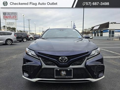Used 2021 Toyota Camry XSE image 12