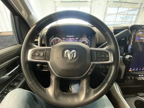 Used 2023 RAM 3500 Laramie AWD/4WD image 30