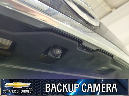 Used 2016 Nissan Rogue SV image 5