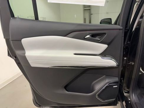 New 2026 Chevrolet Traverse High Country image 27