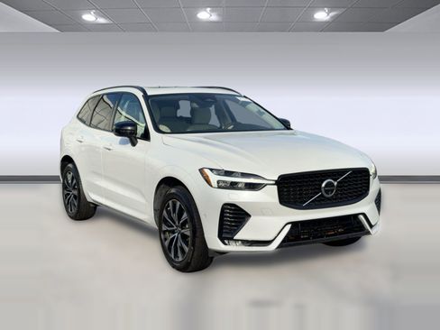 Certified 2024 Volvo XC60 B5 Plus w/ Protection Package Premier image 7