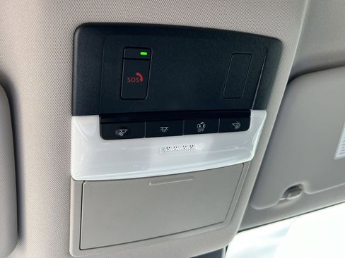 Used 2026 Nissan Rogue SV FWD image 18