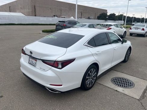 Used 2024 Lexus ES 350 FWD image 5