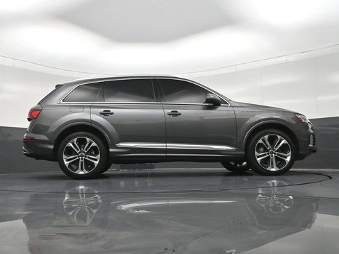 Used 2023 Audi Q7 3.0T Premium Plus w/ Premium Plus Package AWD/4WD image 29