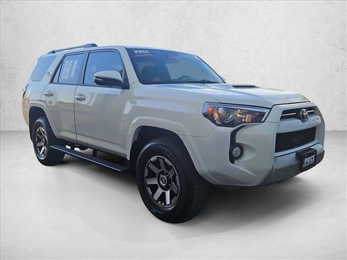 Used 2020 Toyota 4Runner TRD Off-Road Premium AWD/4WD image 3