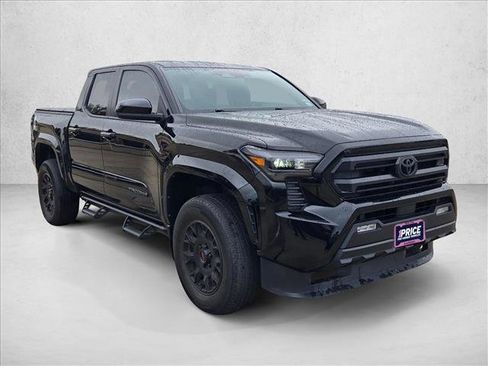 Used 2024 Toyota Tacoma SR5 AWD/4WD image 3