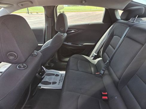 Used 2019 Chevrolet Malibu LT FWD image 39
