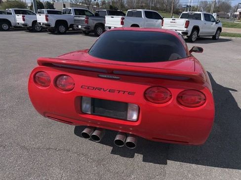 Used 2000 Chevrolet Corvette Coupe w/ Roof Pkg image 13