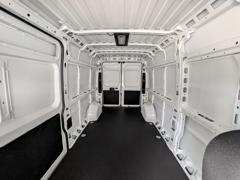 New 2026 RAM ProMaster 2500 w/ Convenience Group image 34