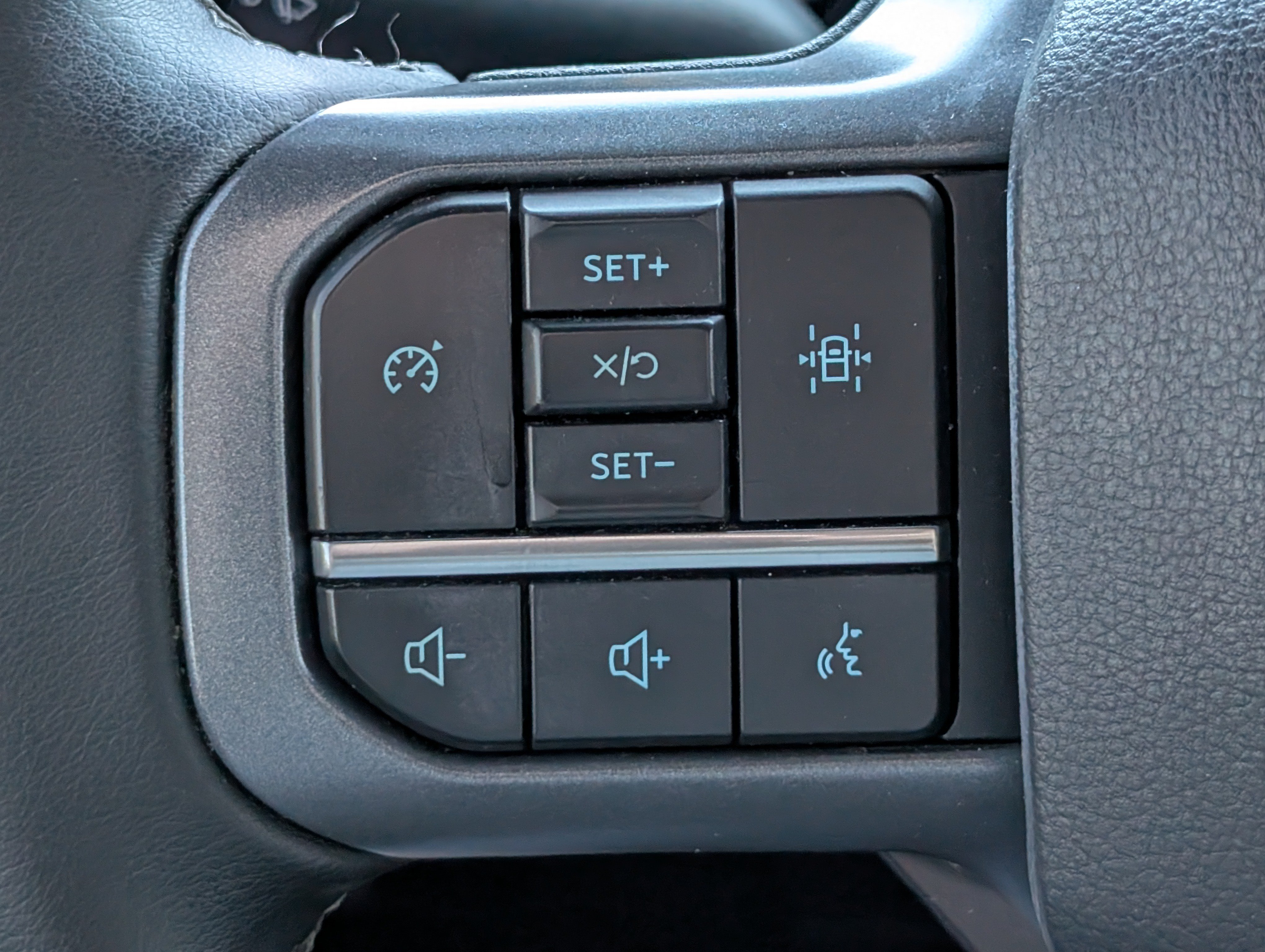 Used 2023 Ford F150 XLT w/ Equipment Group 302A High AWD/4WD image 27