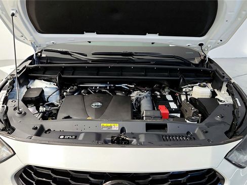 Used 2022 Toyota Highlander XSE image 14