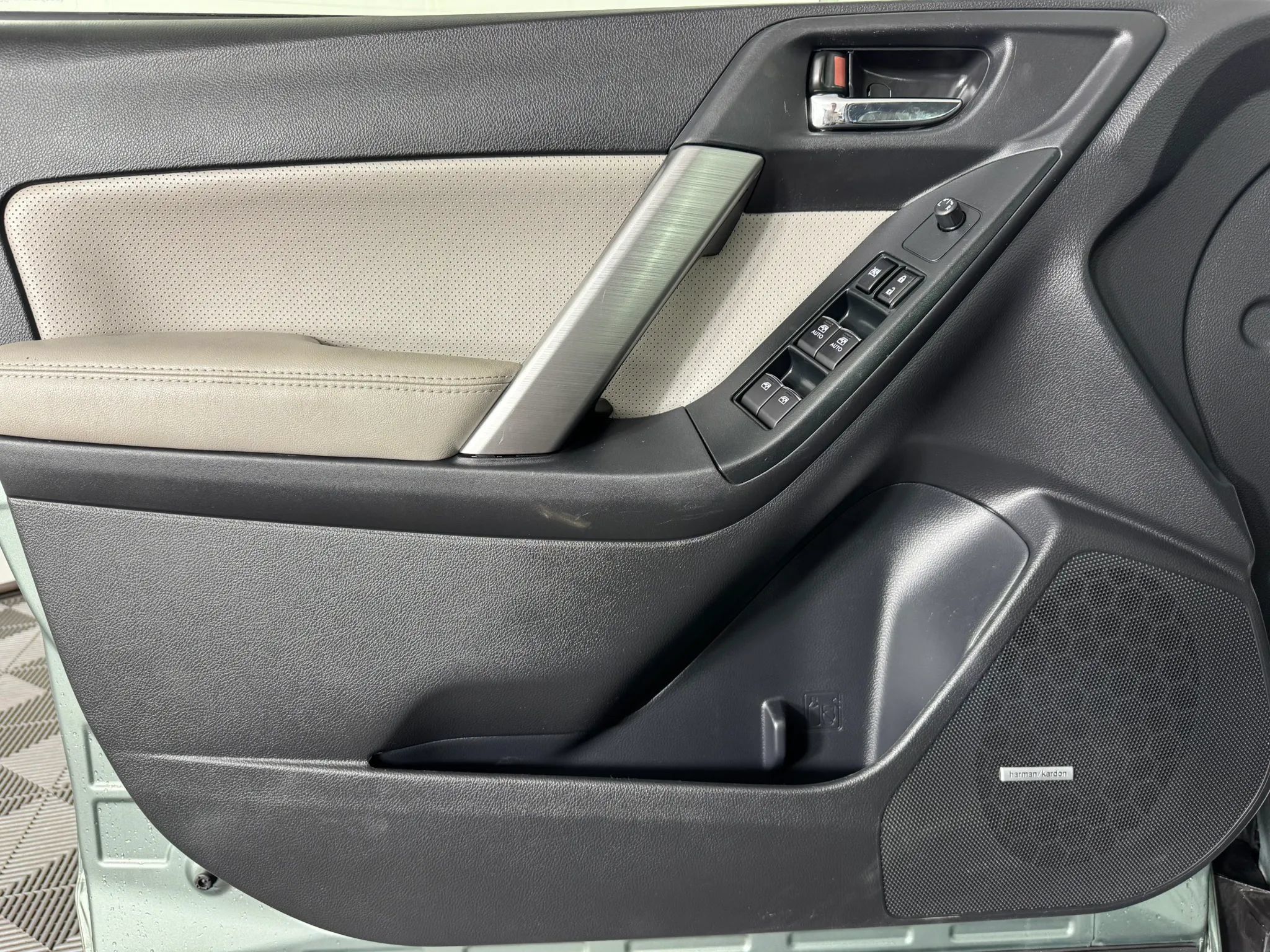Used 2018 Subaru Forester 2.5i Limited AWD/4WD image 39