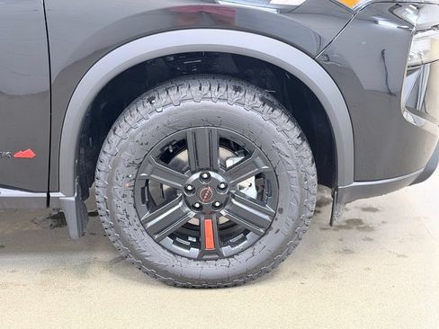 New 2026 Nissan Rogue SV w/ Rock Creek Premium Package AWD/4WD image 4