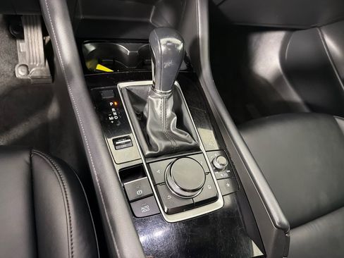 Used 2024 MAZDA MAZDA3 s FWD image 17