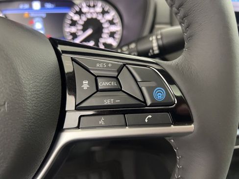 New 2025 Nissan Altima 2.5 SL image 17