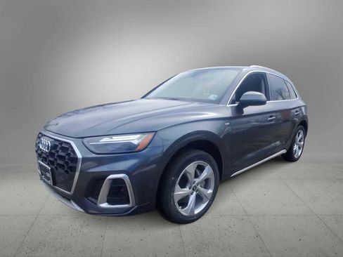 Certified 2023 Audi Q5 2.0T Premium Plus w/ Premium Plus Package image 4