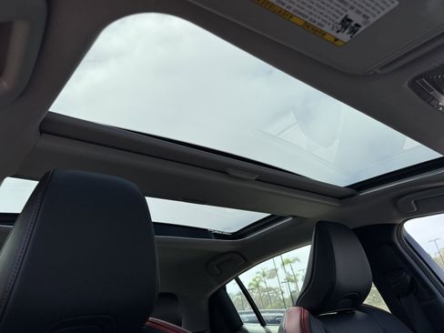 New 2026 Toyota Prius Plug-In Hybrid image 3