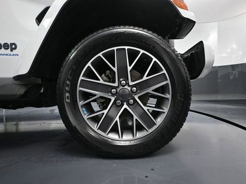 Used 2023 Jeep Wrangler High Altitude image 20