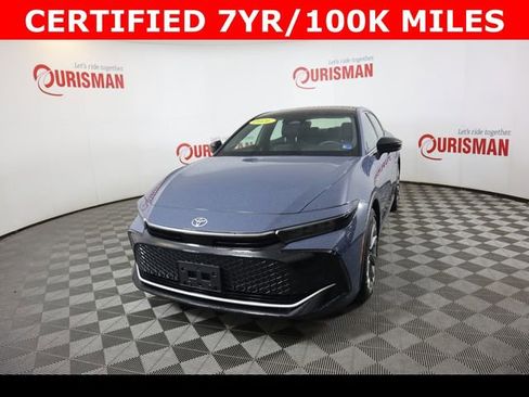 Used 2026 Toyota Crown Limited w/ Advanced Technology Package image 1