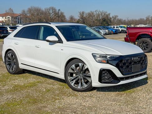 New 2025 Audi Q8 Premium Plus image 3
