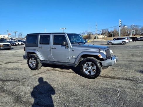 Used 2018 Jeep Wrangler Unlimited Sahara image 8