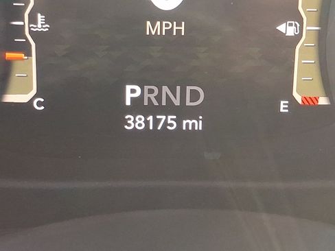 Used 2022 Jeep Wrangler Unlimited Sahara w/ Cold Weather Group image 20