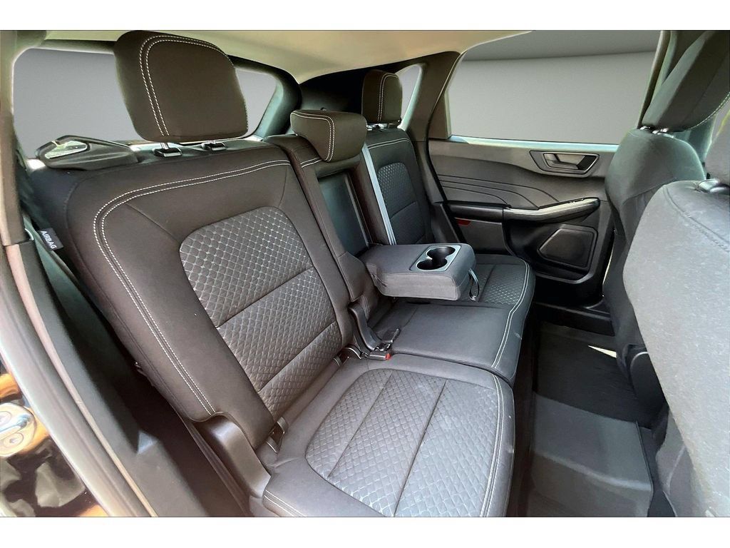 Used 2023 Ford Escape Active AWD/4WD image 37