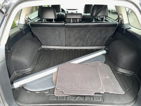 Used 2013 Subaru Outback 2.5i Limited w/ Moonroof Pkg AWD/4WD image 28