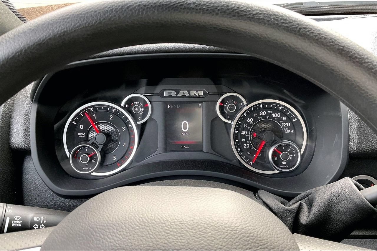 New 2026 RAM 3500 Tradesman AWD/4WD image 11