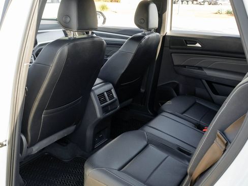 Used 2021 Volkswagen Atlas Cross Sport SEL FWD image 38