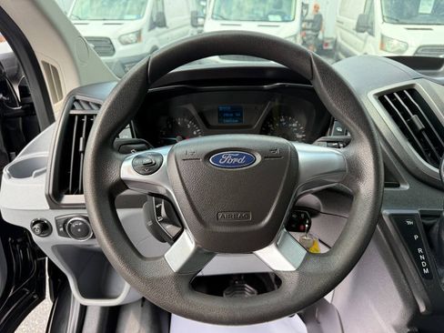 Used 2015 Ford Transit 250 148 Medium Roof RWD image 6