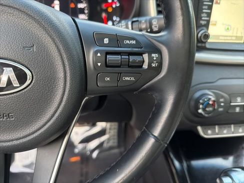 Used 2016 Kia Sorento SX FWD image 20